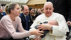 ĐTC Phanxicô: Giáo hội được mời gọi tìm kiếm những người xa rời Giáo hội
